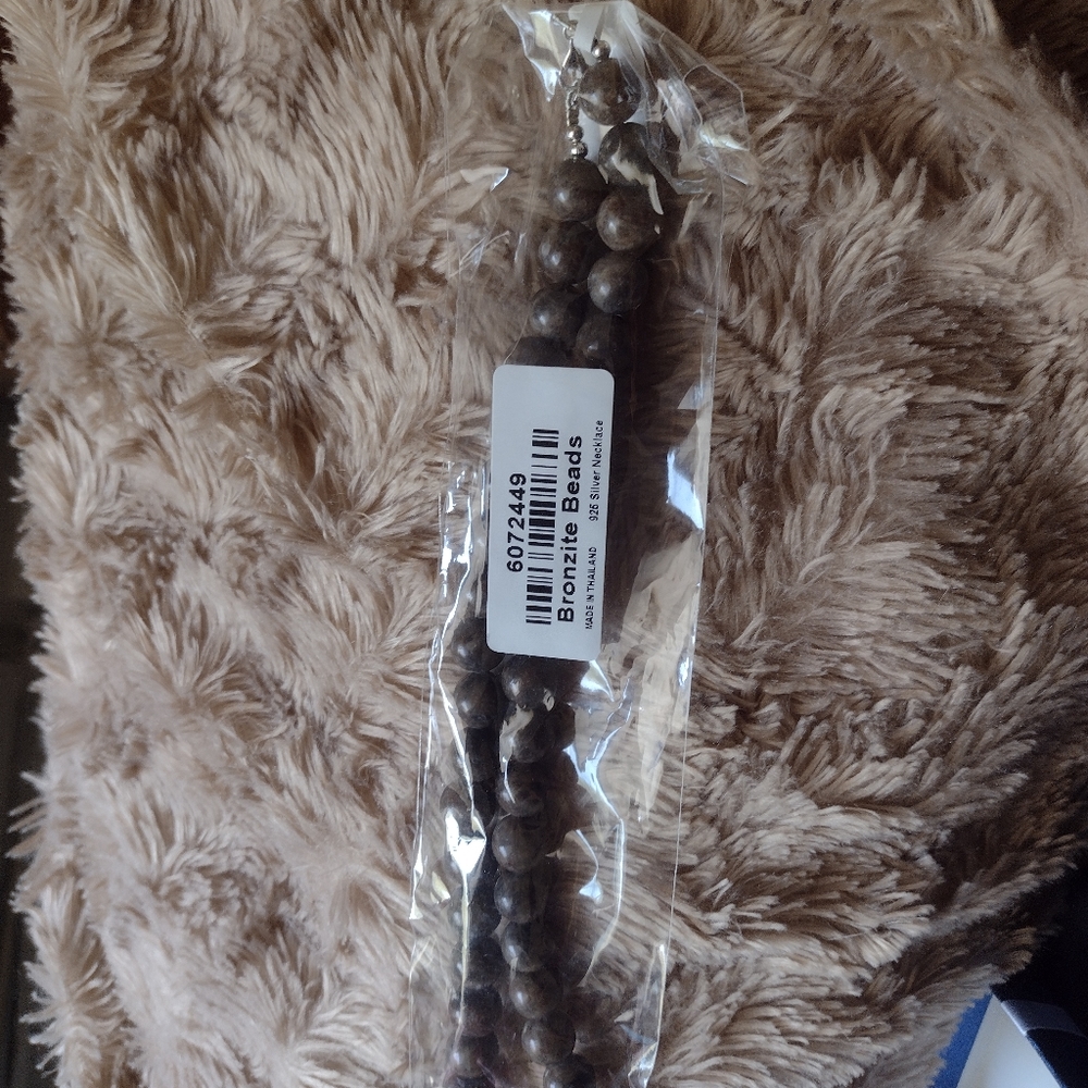 Bronze beaded necklace